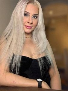 Подробные отзывы для девушки Адель